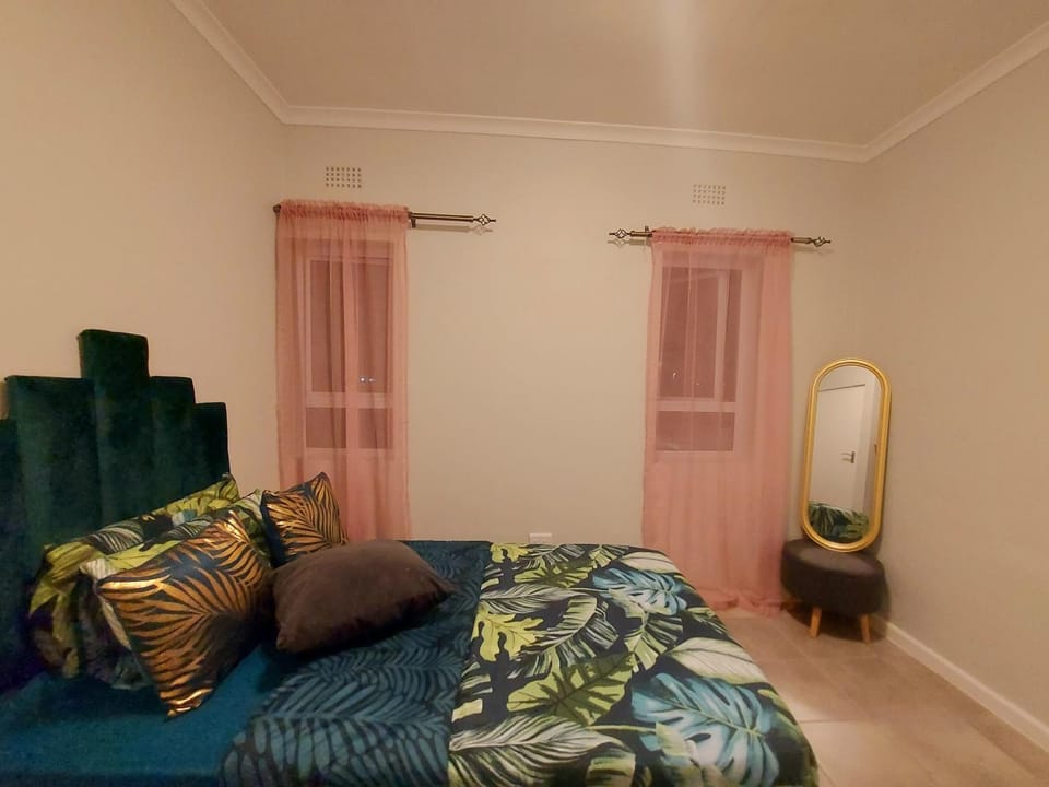 Serenity on the Atlantic seaboard house shared Vacation rental in Cape Town