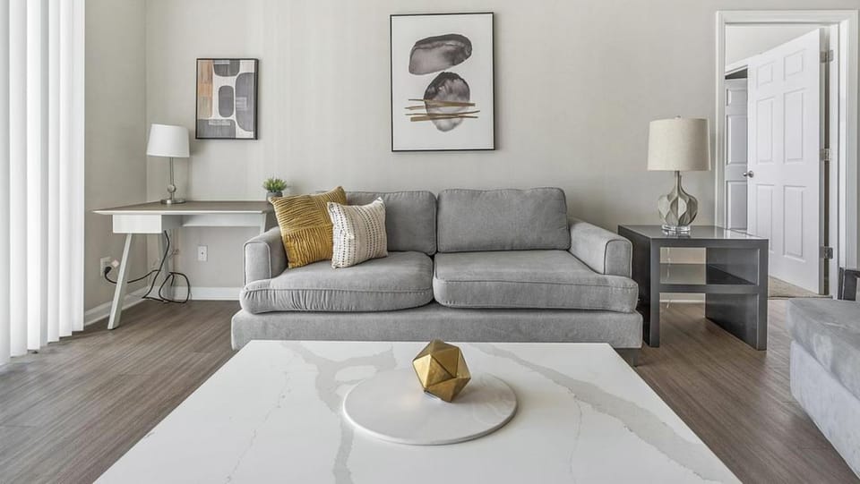 Landing Modern Apartment with Amazing Amenities (ID1375X099) Apartment in Ballantyne