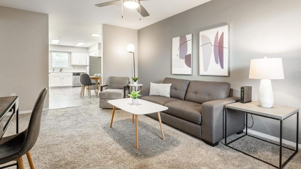 Landing Modern Apartment with Amazing Amenities (ID2934X08) Apartment in Georgetown