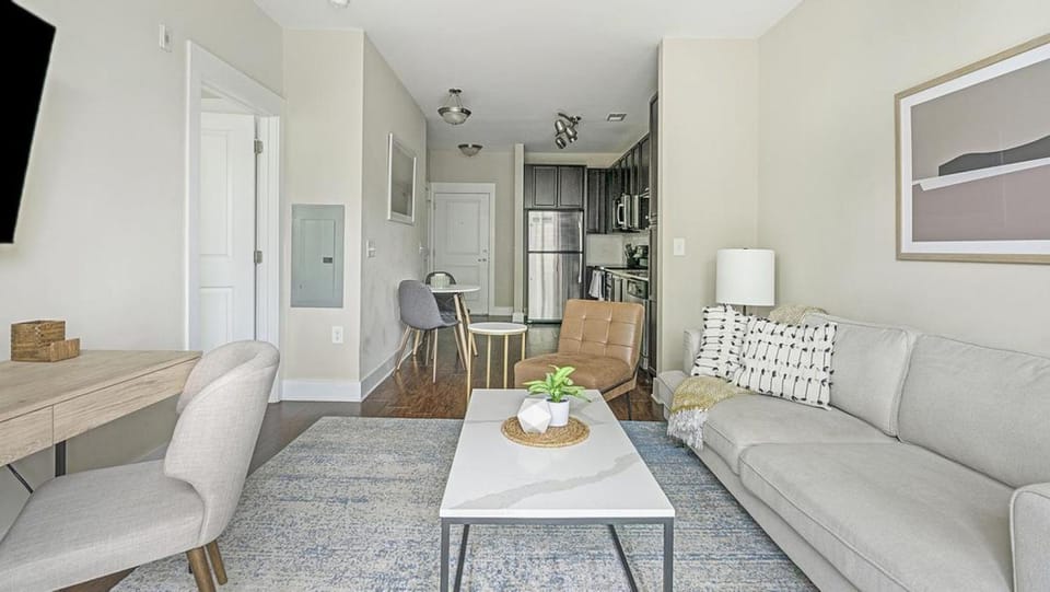 Landing Modern Apartment with Amazing Amenities (ID2268X42) Apartment in Raleigh
