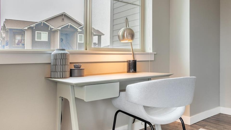 Landing Modern Apartment with Amazing Amenities (ID8040X42) Apartment in Meridian