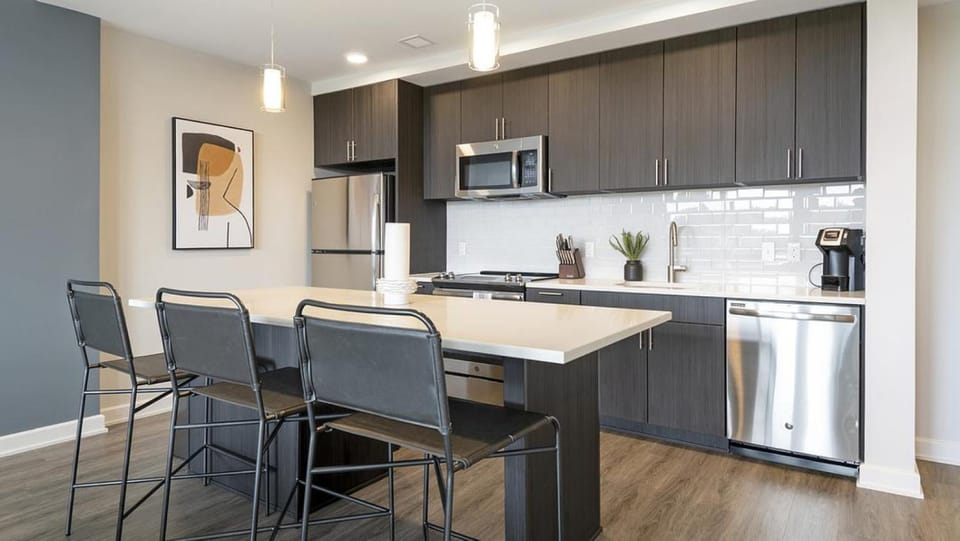 Landing Modern Apartment with Amazing Amenities (ID9530X71) Apartment in Tysons