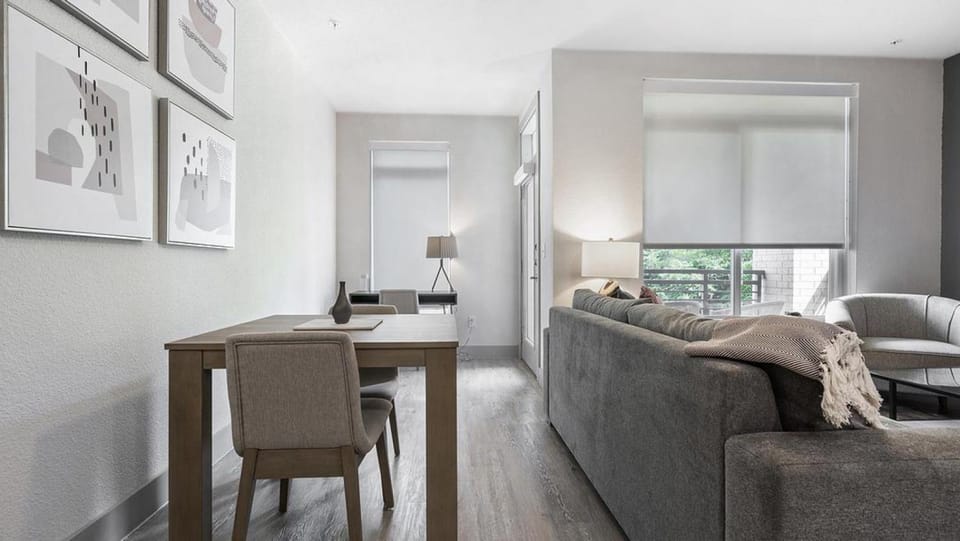 Landing Modern Apartment with Amazing Amenities (ID8929X00) Apartment in San Antonio
