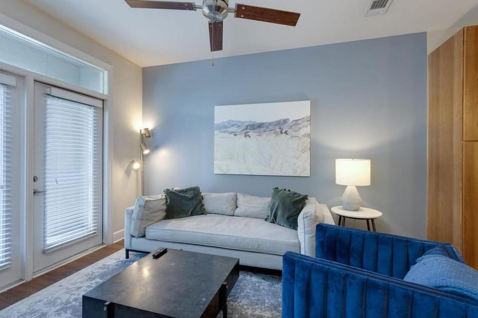 Landing Modern Apartment with Amazing Amenities (ID136) Apartment in Nashville