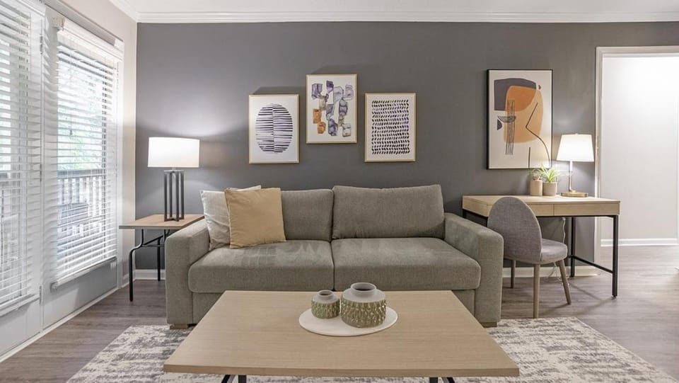 Landing Modern Apartment with Amazing Amenities (ID1204X607) Apartment in Charlotte