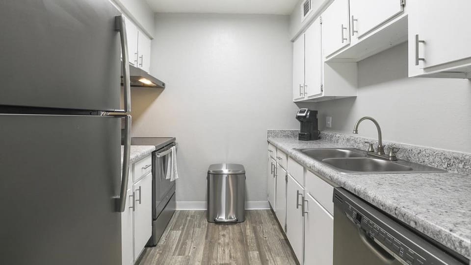Landing Modern Apartment with Amazing Amenities (ID9969X04) Apartment in Catalina Foothills
