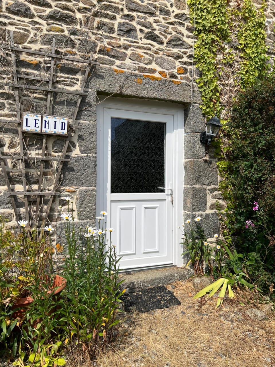 Property building, Spring