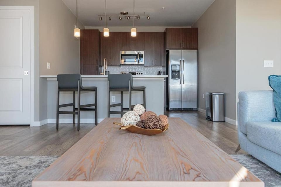Landing Modern Apartment with Amazing Amenities (ID1297) Apartment in Commerce City