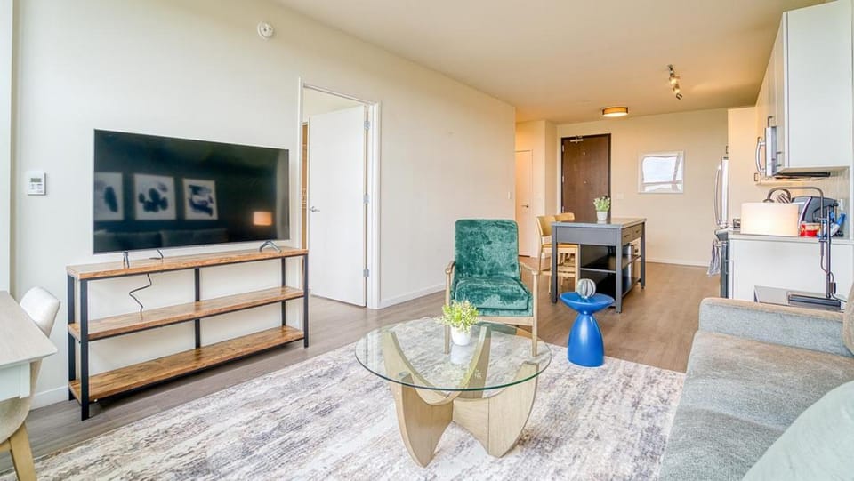 Landing Modern Apartment with Amazing Amenities (ID5076X89) Apartment in Chicago