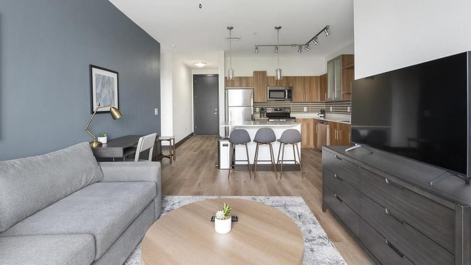 Landing Modern Apartment with Amazing Amenities (ID1284X714) Apartment in St Petersburg