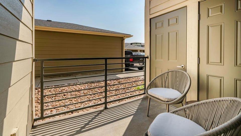 Landing Modern Apartment with Amazing Amenities (ID3506X47) Apartment in Lafayette