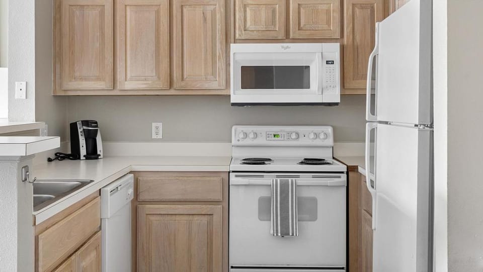 Landing Modern Apartment with Amazing Amenities (ID8382X95) Apartment in Tulsa