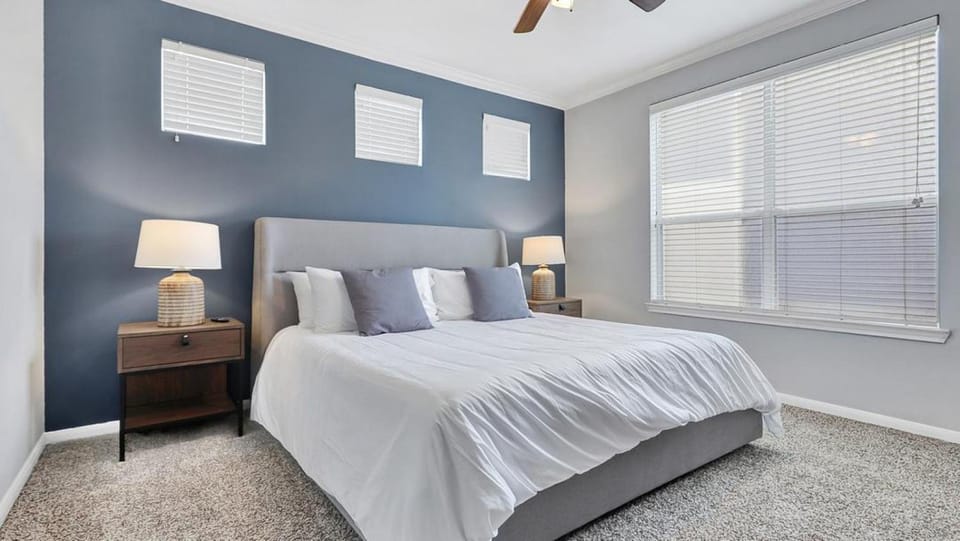 Landing Modern Apartment with Amazing Amenities (ID7974X08) Apartment in Harris County