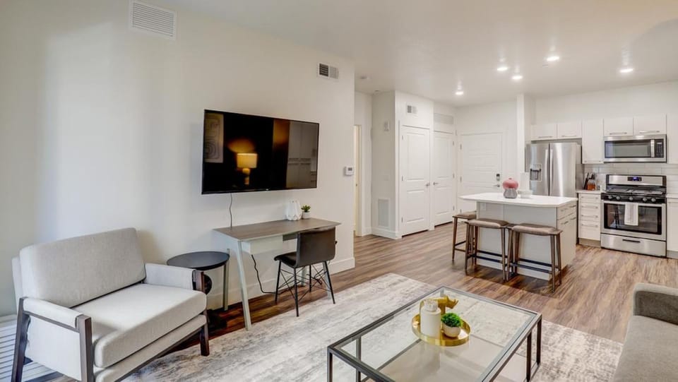 Landing Modern Apartment with Amazing Amenities (ID6775X80) Apartment in Salt Lake City