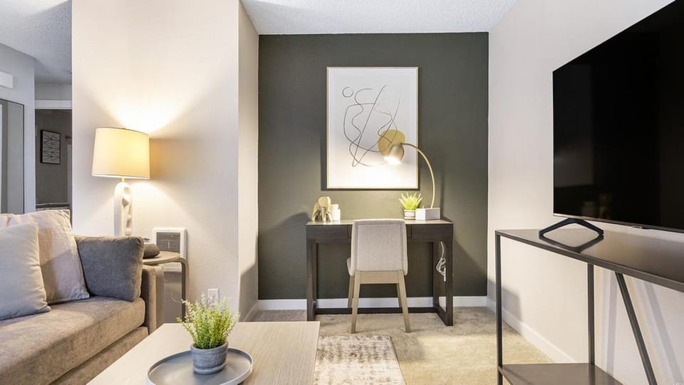 Landing Modern Apartment with Amazing Amenities (ID9058X88) Apartment in Vancouver