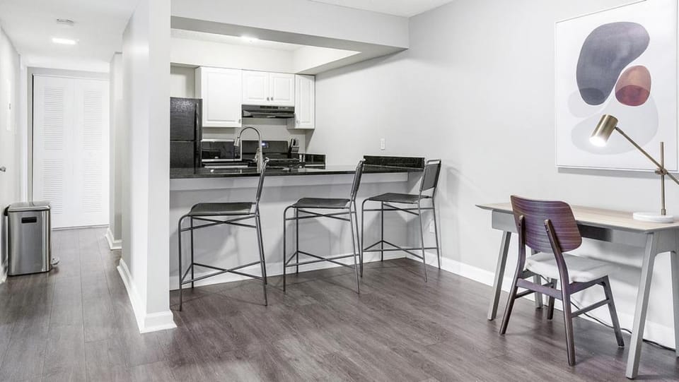 Landing Modern Apartment with Amazing Amenities (ID5744X73) Apartment in Indianapolis