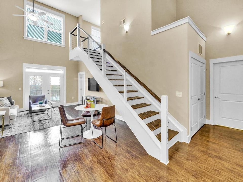 Landing Modern Apartment with Amazing Amenities (ID7826) Apartment in Raleigh