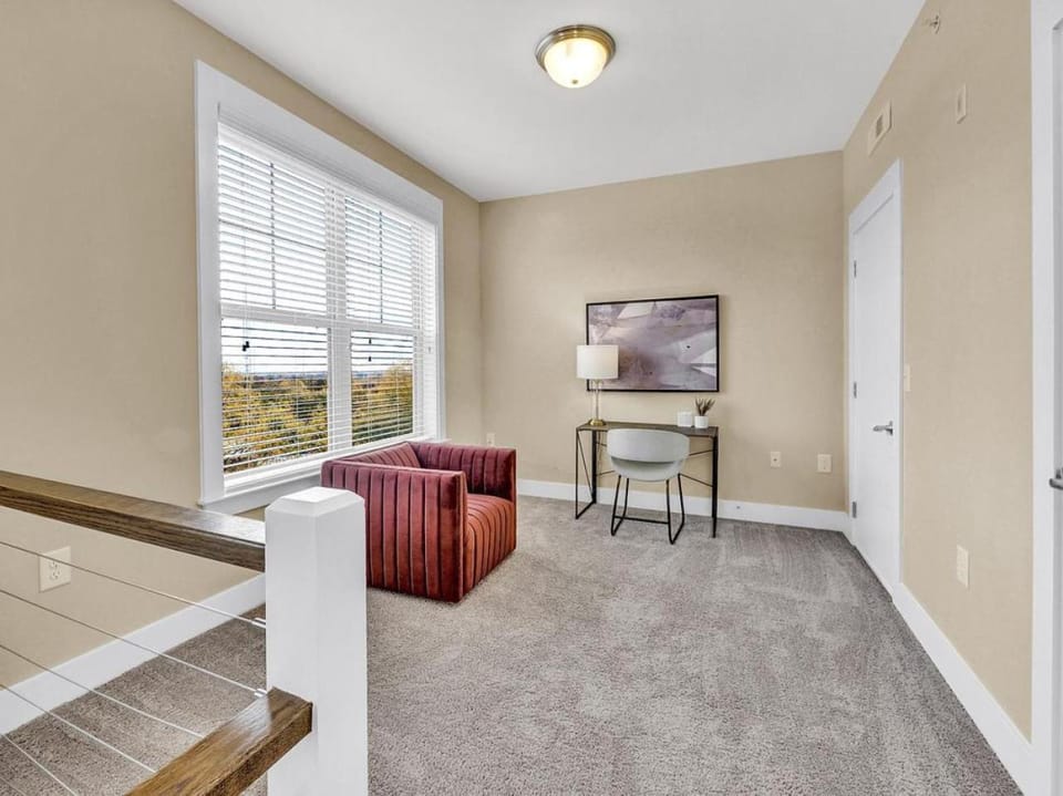 Landing Modern Apartment with Amazing Amenities (ID7826) Apartment in Raleigh