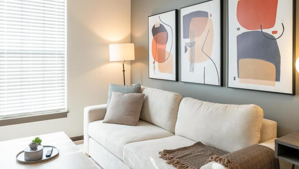Landing Modern Apartment with Amazing Amenities (ID8060X85) Apartment in Douglass Hills
