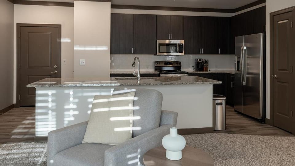 Landing Modern Apartment with Amazing Amenities (ID8060X85) Apartment in Douglass Hills