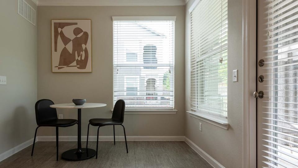 Landing Modern Apartment with Amazing Amenities (ID4086X42) Apartment in Wells Branch