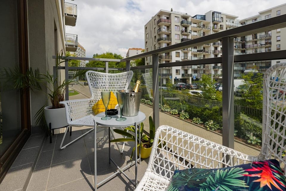Balcony/Terrace, City view