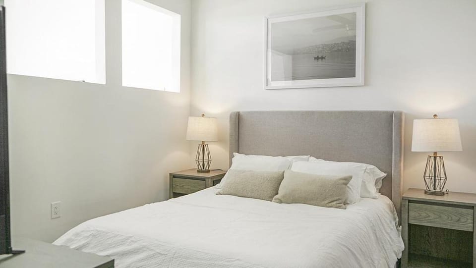 Landing Modern Apartment with Amazing Amenities (ID6945X50) Apartment in Richmond