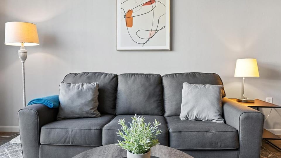 Landing Modern Apartment with Amazing Amenities (ID3901X34) Apartment in Austin