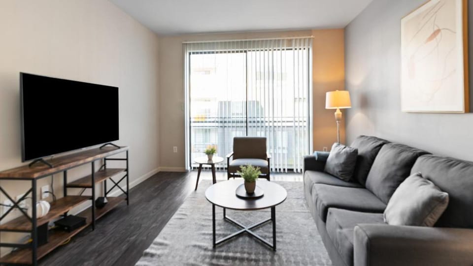 Landing Modern Apartment with Amazing Amenities (ID3901X34) Apartment in Austin