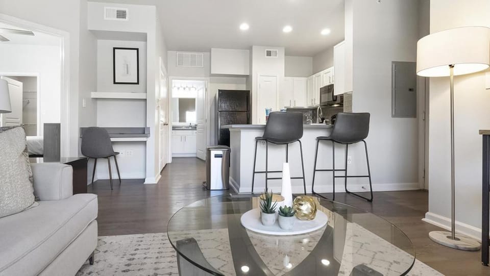 Landing Modern Apartment with Amazing Amenities (ID5465X06) Apartment in Nueces County