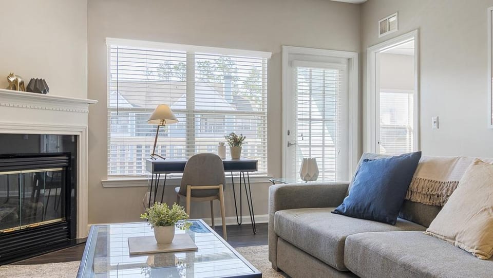 Landing Modern Apartment with Amazing Amenities (ID1007X548) Apartment in Jacksonville