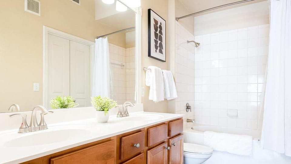 Landing Modern Apartment with Amazing Amenities (ID5097X86) Apartment in Austin