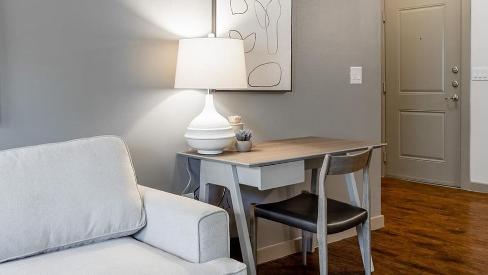 Landing Modern Apartment with Amazing Amenities (ID8123X17) Apartment in Round Rock