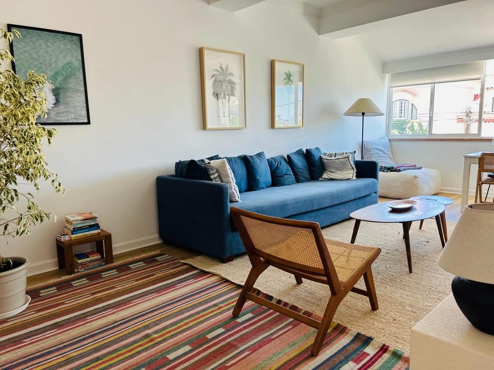 Peaceful 2 bd in Monte Estoril Apartment in Estoril