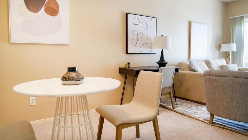 Landing Modern Apartment with Amazing Amenities (ID6551X15) Apartment in Tortolita