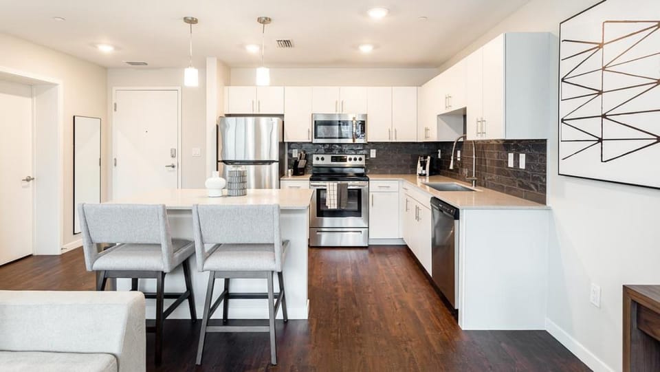Landing Modern Apartment with Amazing Amenities (ID7549X82) Apartment in Orlando