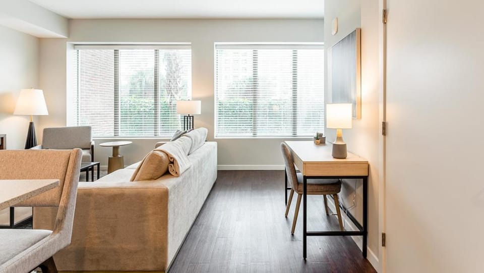 Landing Modern Apartment with Amazing Amenities (ID7549X82) Apartment in Orlando