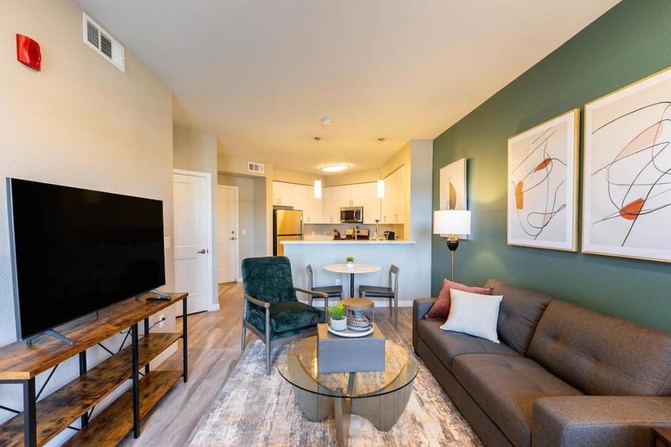 Landing Modern Apartment with Amazing Amenities (ID2415X25) Apartment in Sparks