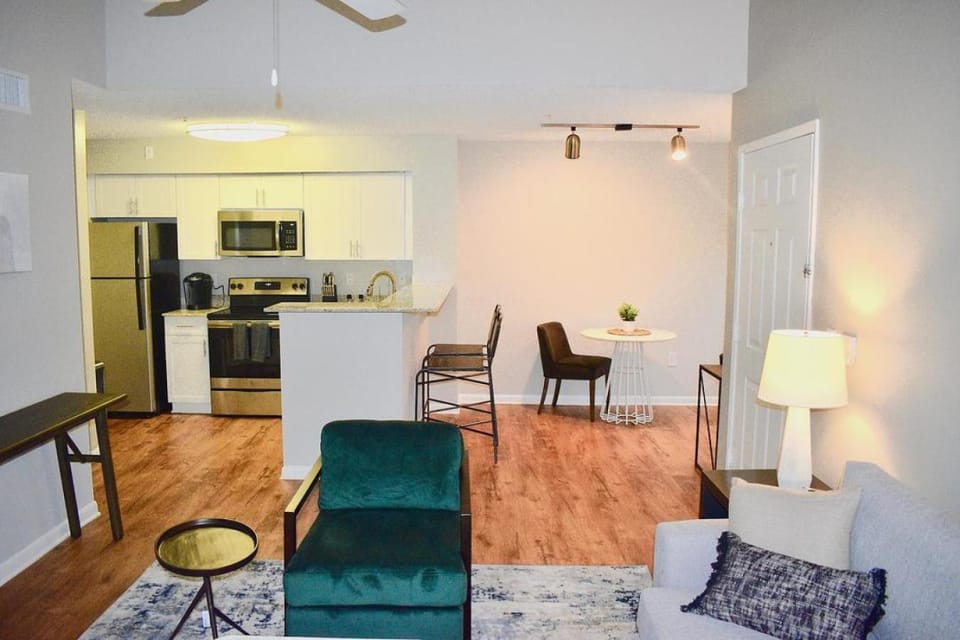 Landing Modern Apartment with Amazing Amenities (ID3660X4) Apartment in Coconut Creek