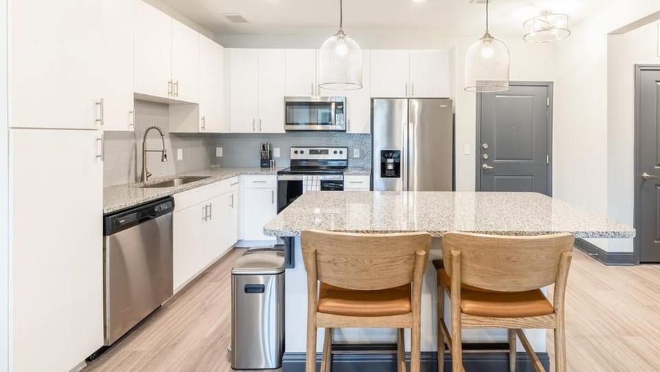 Landing Modern Apartment with Amazing Amenities (ID2099X08) Apartment in Fort Worth