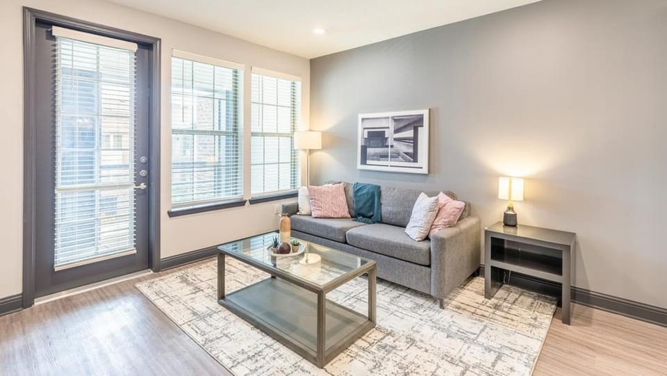 Landing Modern Apartment with Amazing Amenities (ID2099X08) Apartment in Fort Worth
