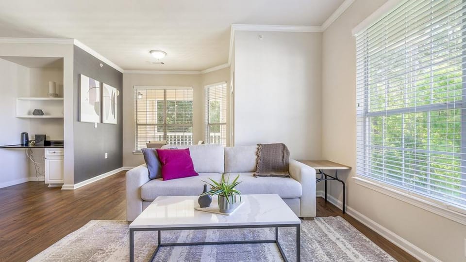 Landing Modern Apartment with Amazing Amenities (ID8578X29) Apartment in Raleigh