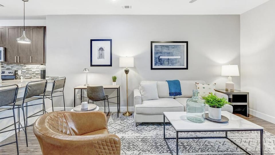 Landing Modern Apartment with Amazing Amenities (ID4250X31) Apartment in The Colony