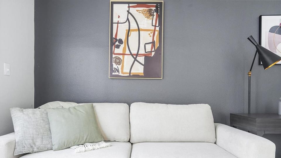 Landing Modern Apartment with Amazing Amenities (ID1170X300) Apartment in Durham