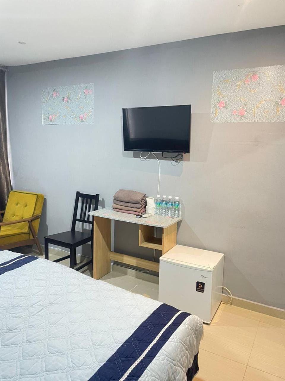 TV and multimedia, Seating area