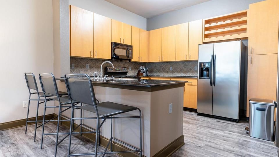 Landing Modern Apartment with Amazing Amenities (ID5081X7) Apartment in Baton Rouge
