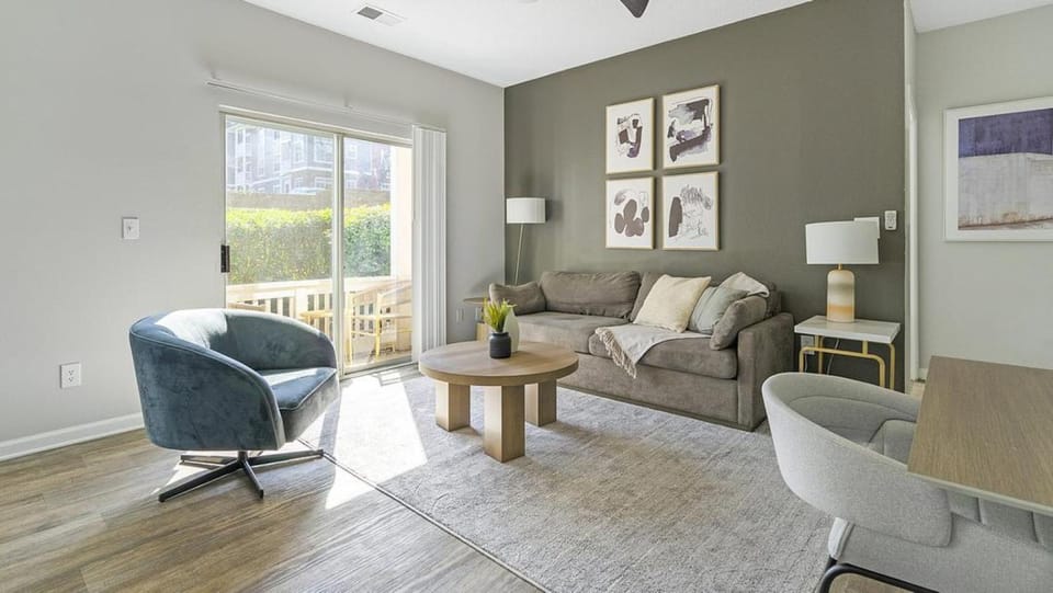 Landing Modern Apartment with Amazing Amenities (ID9752X95) Apartment in Durham