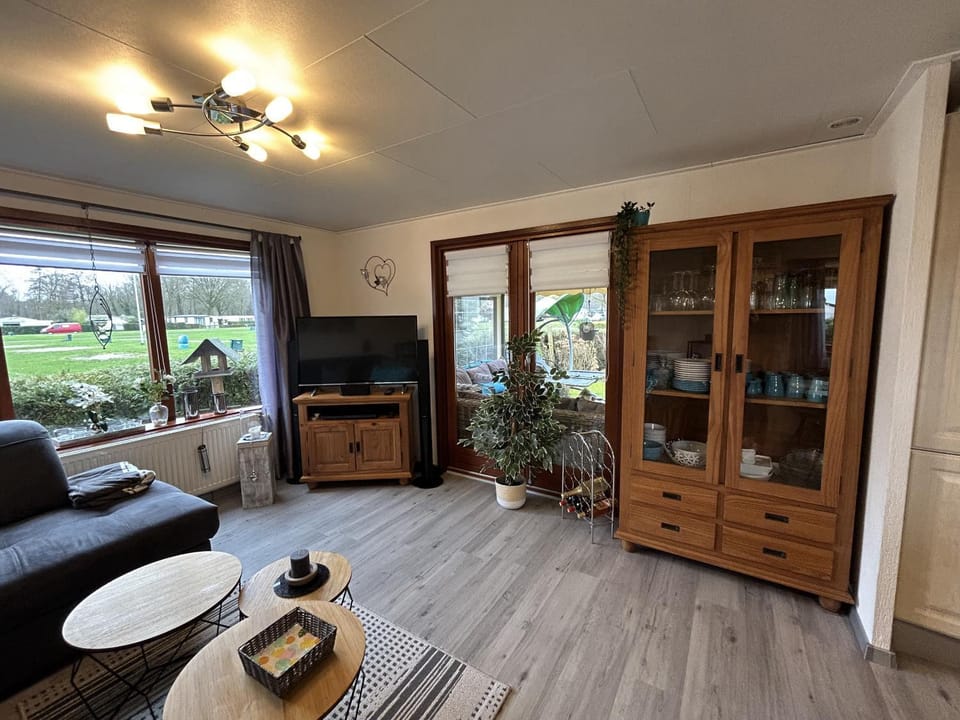 Communal lounge/ TV room, Living room