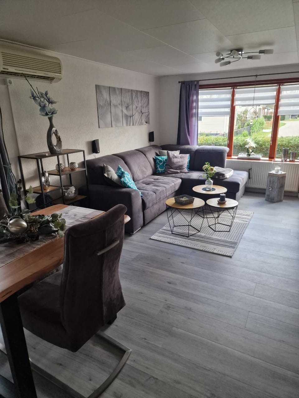 Communal lounge/ TV room, Living room