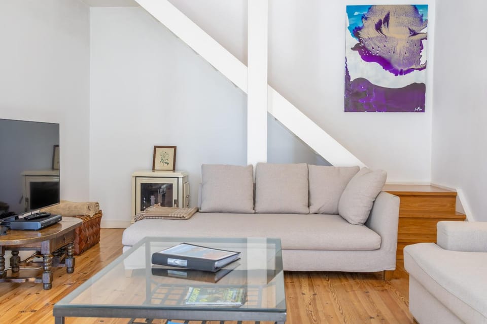 Communal lounge/ TV room, Living room